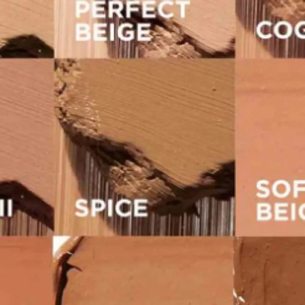 NIB 47.00 SPICE FLAWLESS FINISH SPONGE-ON CREAM MAKEUP